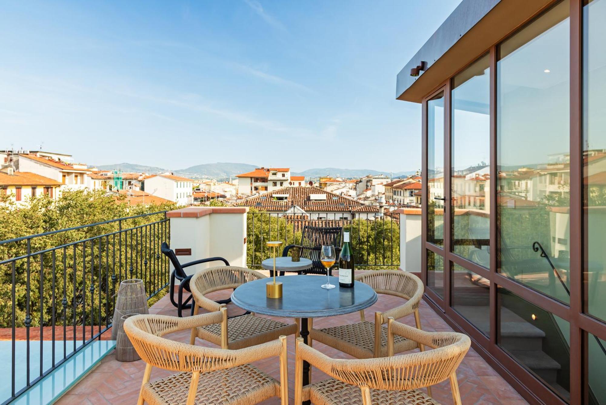 Apartahotel Time Tomorrow In Florencia